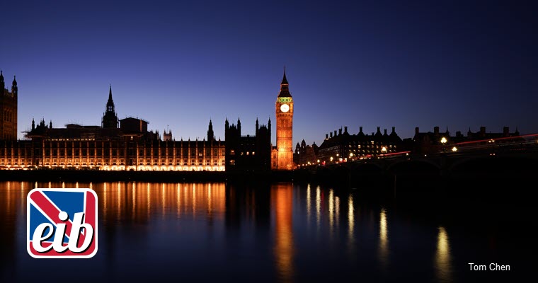 westminster at night